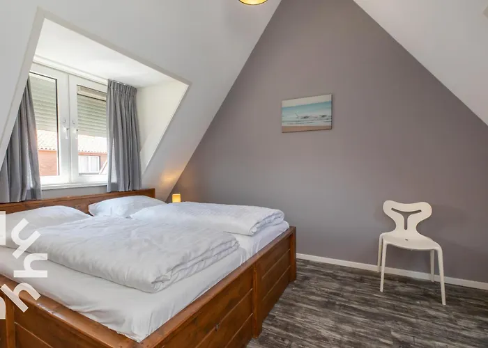 Vakantiewoning In Centrum Zoutelande, Bij Het Strand